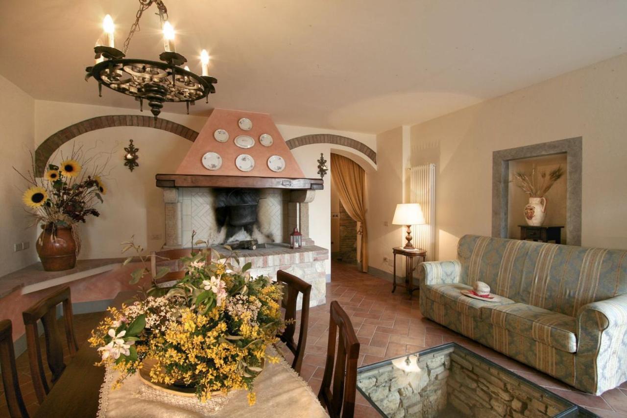 La Vecchia Sassa Aparthotel Montaione Luaran gambar